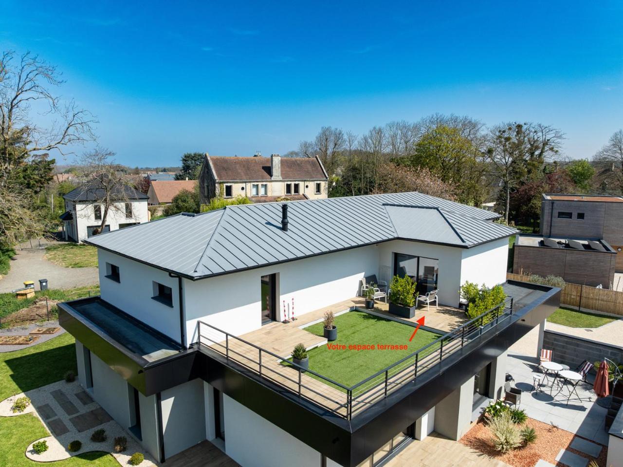 Appartements Guesthouse1 Et Guesthouse2 Sword Beach Colleville-Montgomery Exterior photo